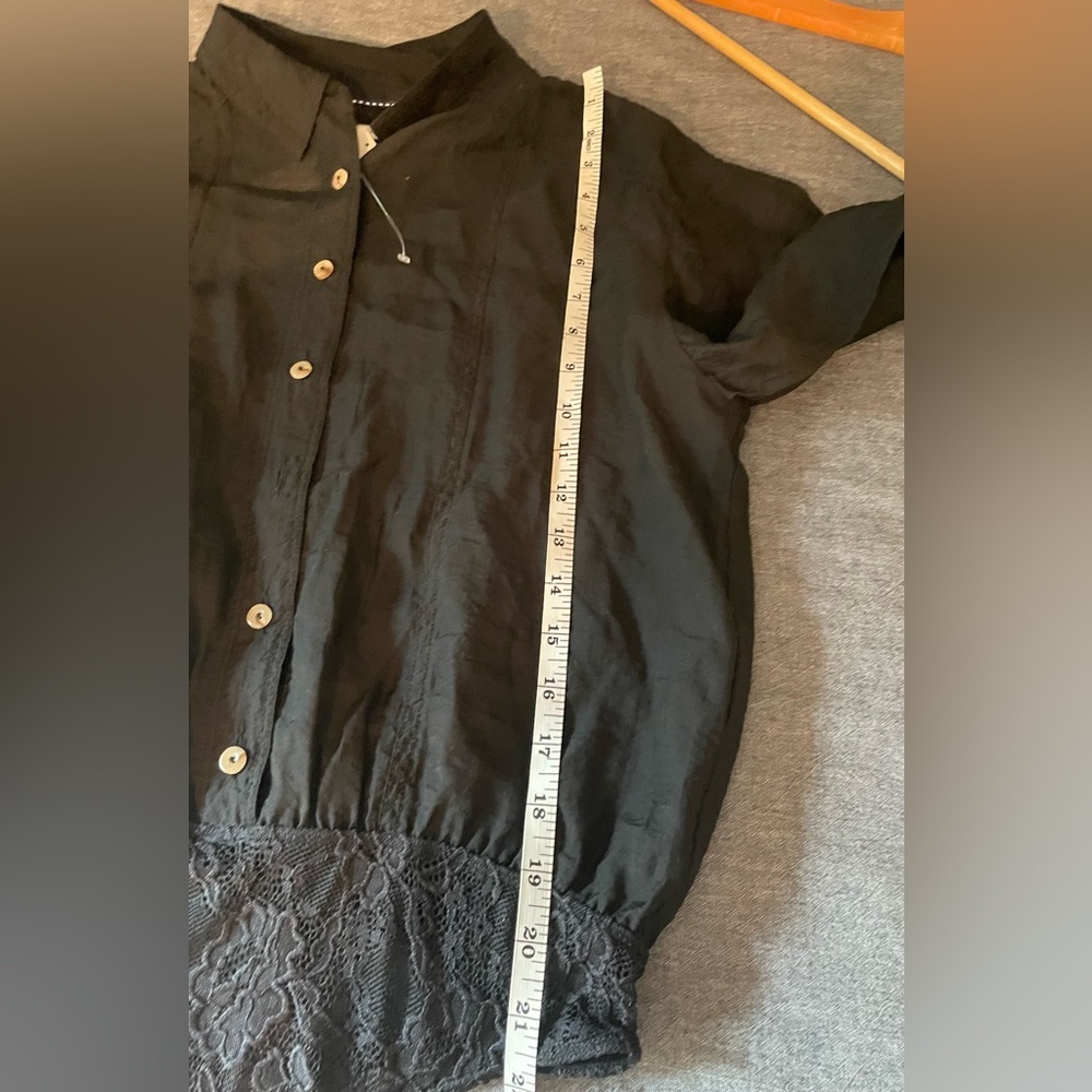 Pilcro Anthropologie Black Button-Front Bodysuit Blouse with Collar - Picture 11 of 13